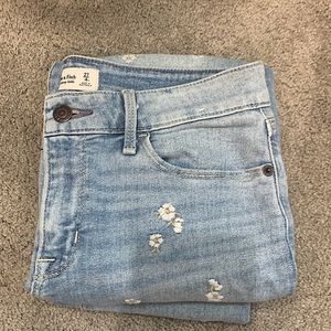 I am selling jeans from Abercrombie and Fitch. They are a size 27.